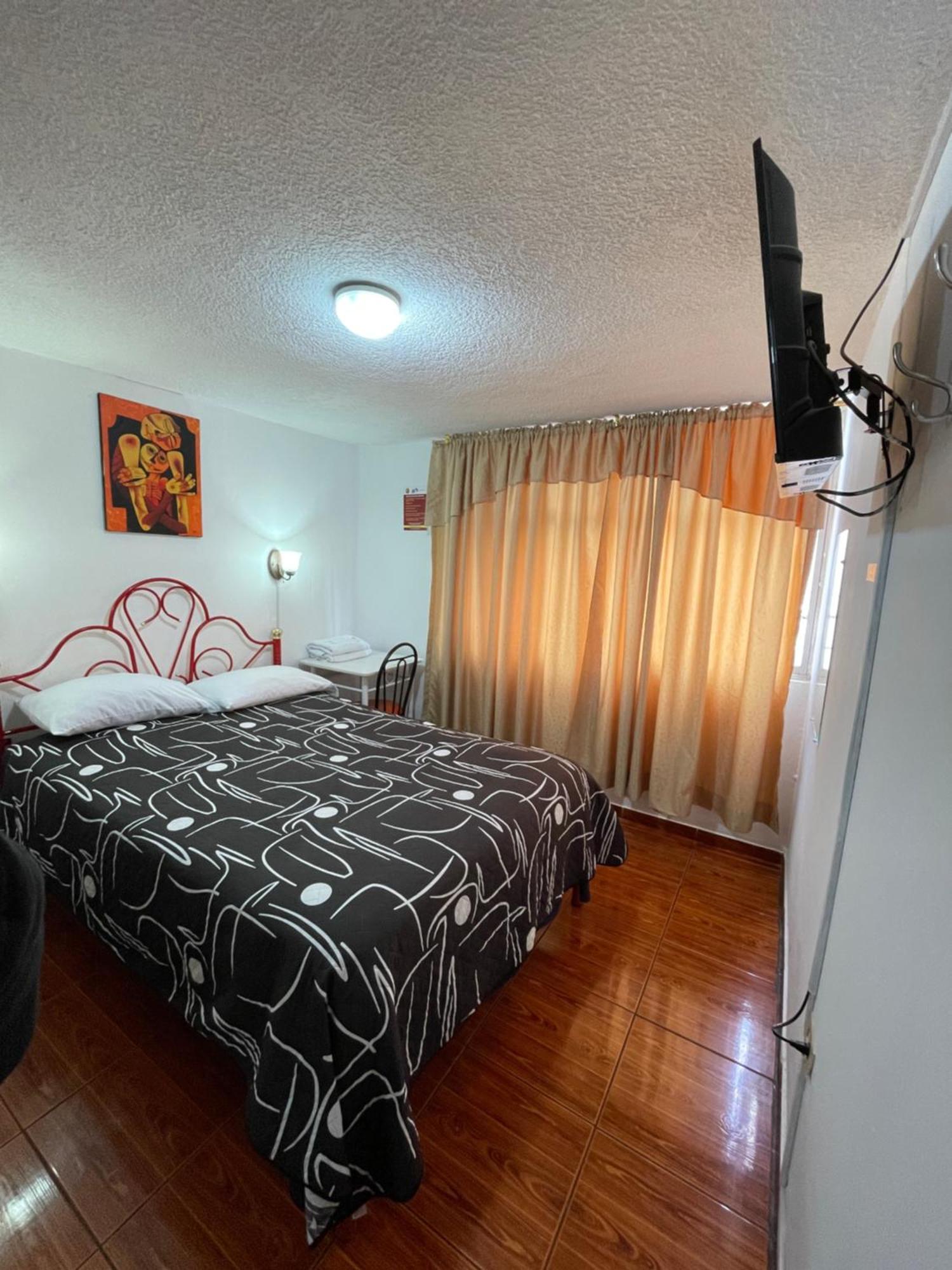 Hostal La Escondida De Quito Del Norte Exteriör bild